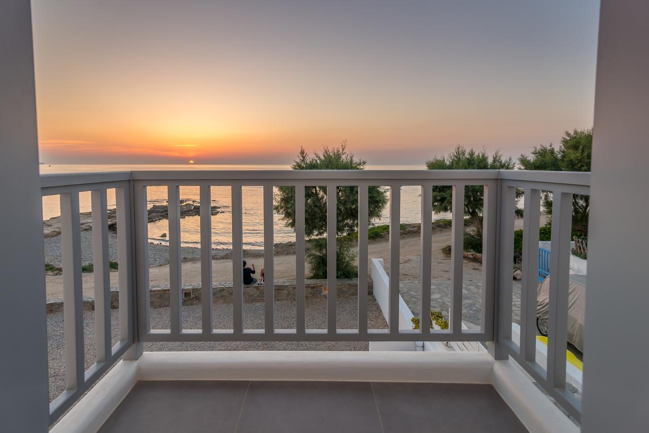 Milos Waves Luxury Apartments Pollonia ภายนอก รูปภาพ