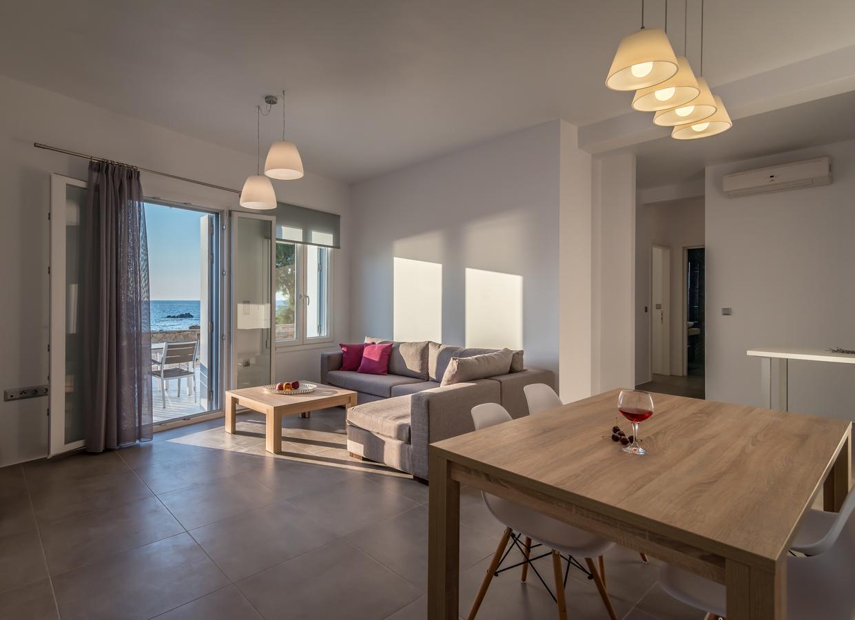 Milos Waves Luxury Apartments Pollonia ภายนอก รูปภาพ