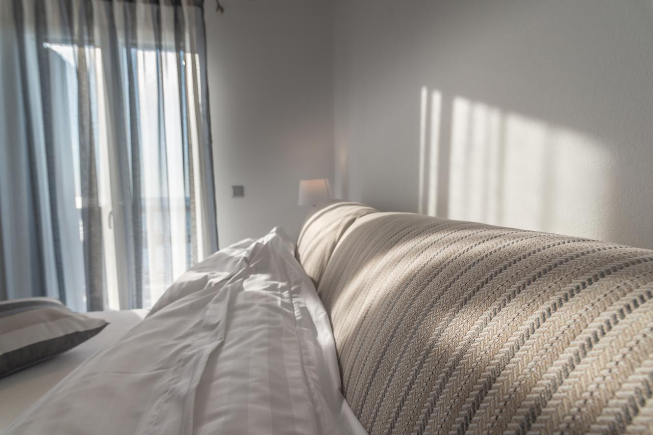 Milos Waves Luxury Apartments Pollonia ภายนอก รูปภาพ