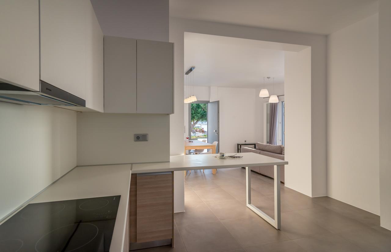 Milos Waves Luxury Apartments Pollonia ภายนอก รูปภาพ